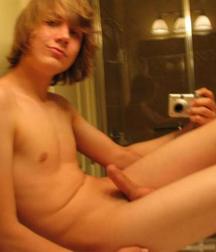 Boys with Phones 4 5d44295c4df4d.jpg