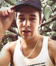 Austin Mahone Megamix 5d442d023d9e7.jpg