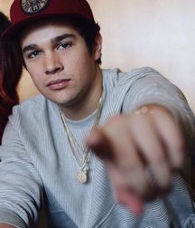 Austin Mahone Megamix 5d442d0a0e861.jpg