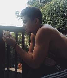 Austin Mahone Megamix 5d442d786be7a.jpg