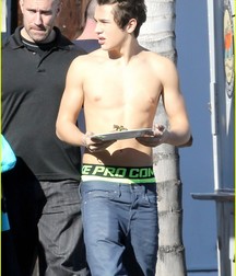 Austin Mahone Megamix 5d442dd2e3573.jpg