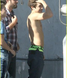Austin Mahone Megamix 5d442dd473641.jpg