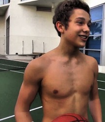 Austin Mahone Megamix 5d442dd8b8d16.jpg
