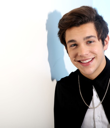 Austin Mahone Megamix 5d442e0924b7e.jpg