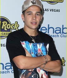 Austin Mahone Megamix 5d442e22051f5.jpg