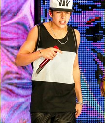 Austin Mahone Megamix 5d442e5ed8588.jpg