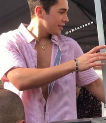 Austin Mahone Megamix 5d442fa5b2123.jpg