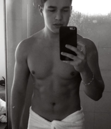 Austin Mahone Megamix 5d442fdd4f32e.png