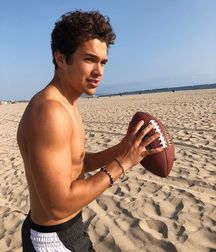 Austin Mahone Megamix 5d442fedeb382.jpg