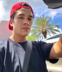 Austin Mahone Megamix 5d44303821e7a.jpg