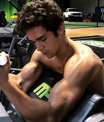 Austin Mahone Megamix 5d44305d40f7a.jpg
