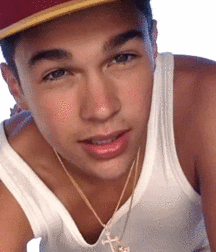 Austin Mahone Megamix 5d44307c1ce06.gif