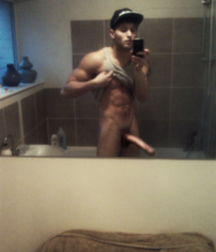 Boys with Phones 6 5d4e515ebb049.jpg