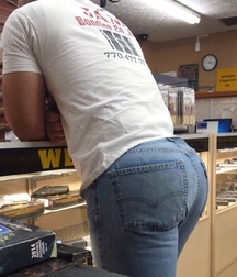 Butts and Holes 15 5d6ed4646bf97.jpg