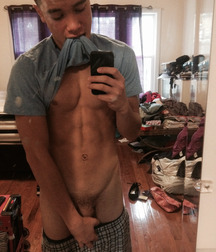 Boys with Phones 10 5d70894a8294e.jpg