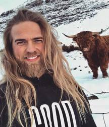 Luscious Locks 4 5d742d82a4fbd.jpg