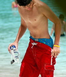 Saggin' 5d787f97416a0.jpg