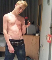 Saggin' 5d7c10b9e2926.jpg