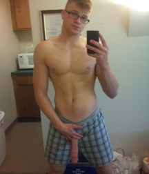 Boys with Phones Guys Gay Tube Porn Selfie 5d7e8e0c92477.jpg