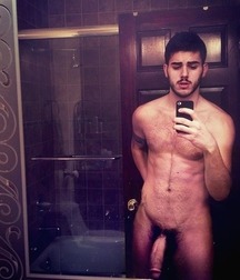 Boys with Phones Guys Gay Tube Porn Selfie 5d7e8e0f4ce11.jpg