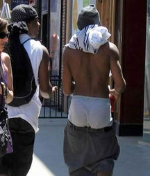 Saggin' 2 5d7e907fb5491.jpg