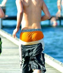Saggin' 3 5d82db59bd34e.jpg