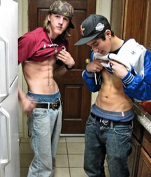Saggin' 3 5d82db7ee7382.jpg