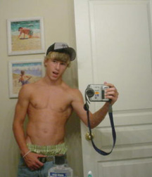 Saggin' 4 5d8bcda03c7f3.jpg