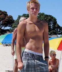 Saggin' 4 5d8bcda681a51.jpg