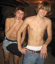 Saggin' 4 5d8bcdb2a9091.jpg