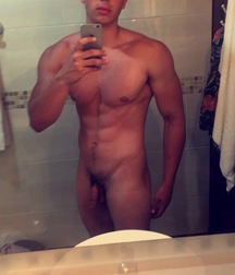 Boys with Phones 13 5d8d685034dd1.jpg