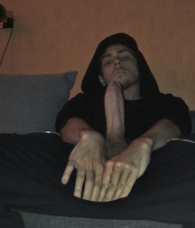 Boys with Phones 14 5d9411e4da963.jpg
