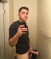 Boys with Phones 14 5d9411e97bace.jpg