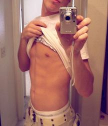 Saggin' 5 5d98094c83159.jpg