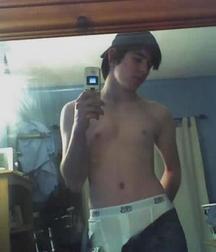 Saggin' 5 5d980985e3fda.jpg