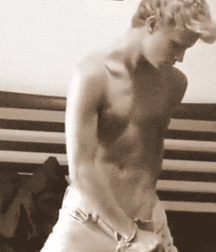 Twunks 7 5da274dd4716a.gif