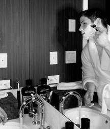 Nick Jonas: From Cutie to Stud 5da2778bc0b10.jpg