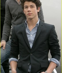 Nick Jonas: From Cutie to Stud 5da2785db6a9d.jpg