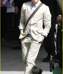 Nick Jonas: From Cutie to Stud 5da27863a888e.jpg