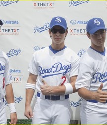 Nick Jonas: From Cutie to Stud 5da27867b911a.jpg