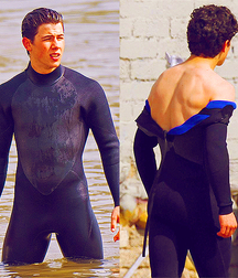 Nick Jonas: From Cutie to Stud 5da2789ebca19.jpg