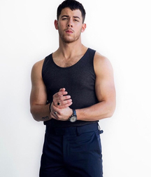 Nick Jonas: From Cutie to Stud 5da279ac3a3e3.jpg