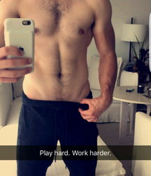Nick Jonas: From Cutie to Stud 5da279c76eeb9.jpg