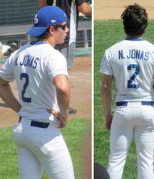 Nick Jonas: From Cutie to Stud 5da279e0ebe2b.jpg