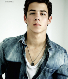 Nick Jonas: From Cutie to Stud 5da27a890f0e0.jpg
