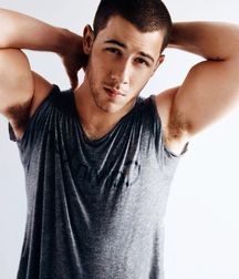 Nick Jonas: From Cutie to Stud 5da27add9e9f4.jpg