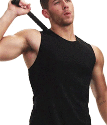 Nick Jonas: From Cutie to Stud 5da27afda1ae1.gif