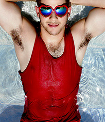 Nick Jonas: From Cutie to Stud 5da27b3cc1420.jpg