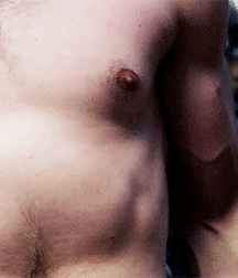 Nick Jonas: From Cutie to Stud 5da27b4a28629.gif