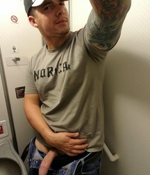 Rude and Tattooed 15 5daa1f8846a3b.jpg